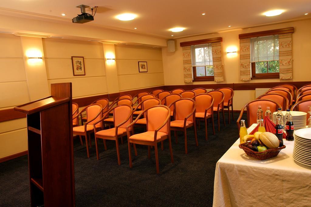 Erhardt Superior Rooms Sopron Dış mekan fotoğraf